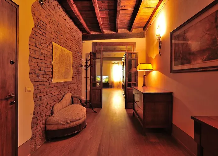 Orfeo's House *